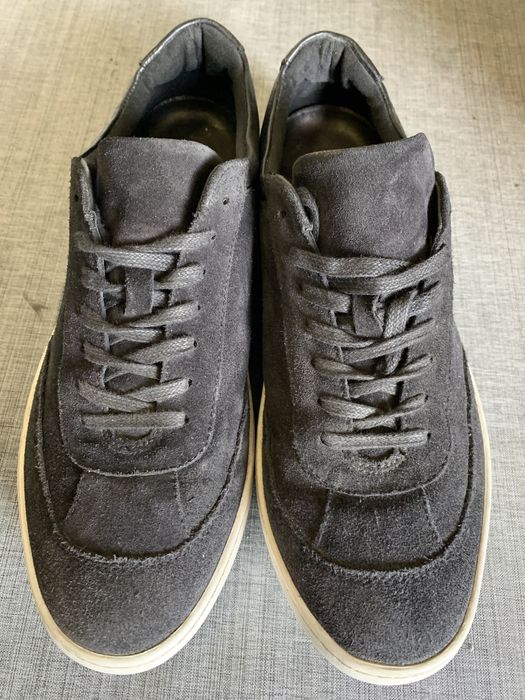 Продам  туфли-кеды VAGABOND