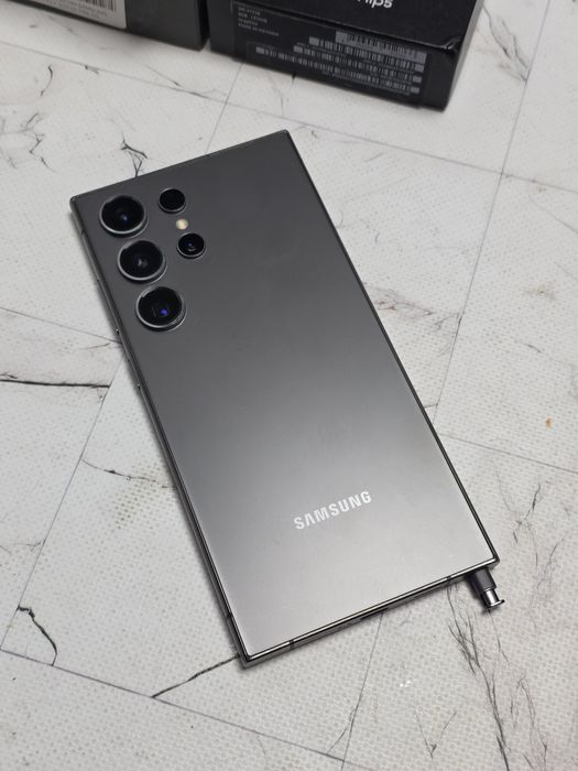 Samsung S24 Ultra 12/256 , 2сім , S928B , без блокувань