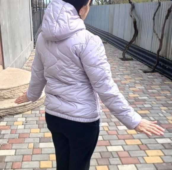 Весняна куртка, легка