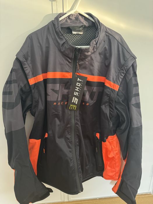 Casaco Shot race gear