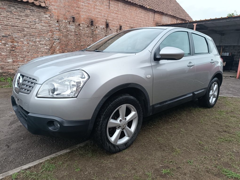 Nissan Qashqai j10 1.6