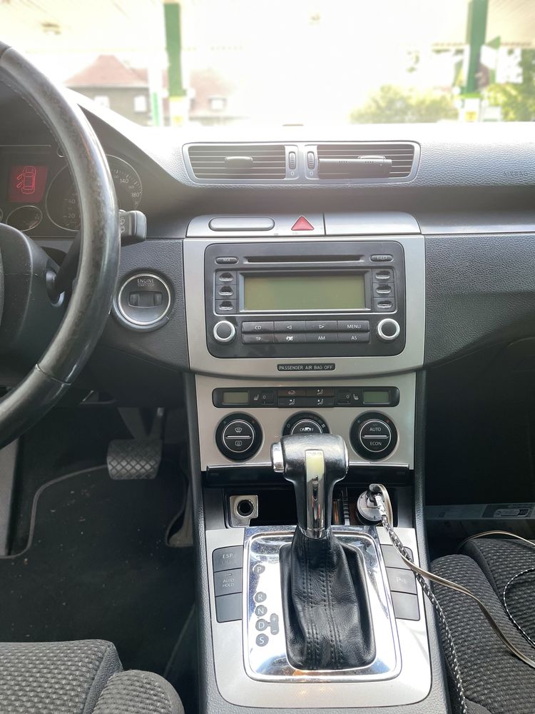Passat B6 *stan "wsiadać i jezdzić"*