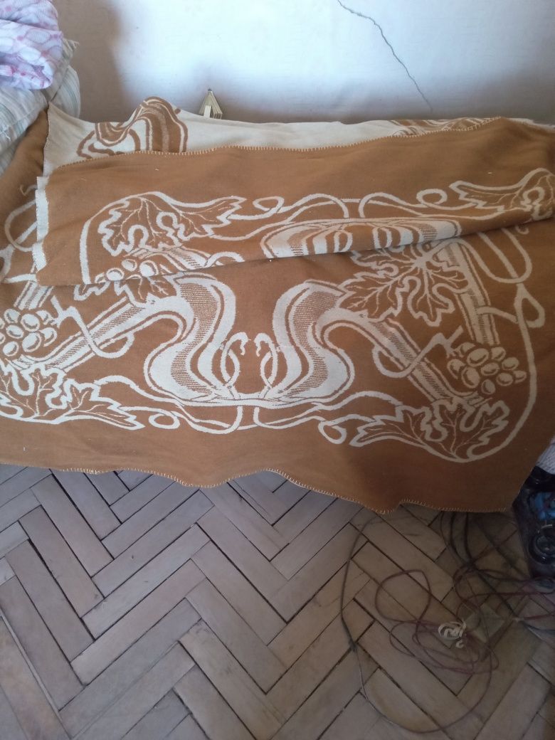 Продам плед из овечьей шерсти карпатскийй