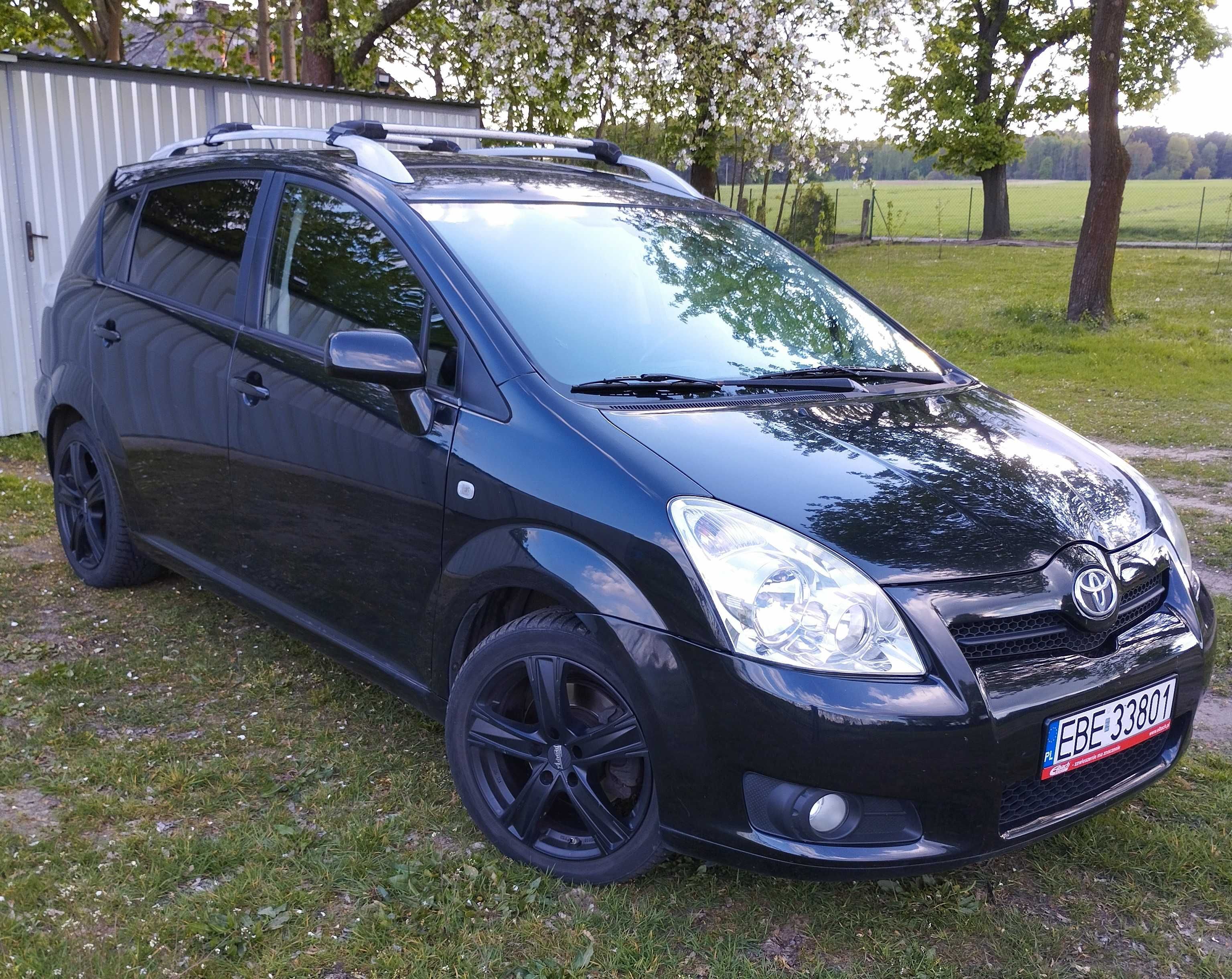 Toyota Corolla Verso 2.2 D-4D 2007r.