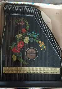 Cytra harfa instrument strunowy retro