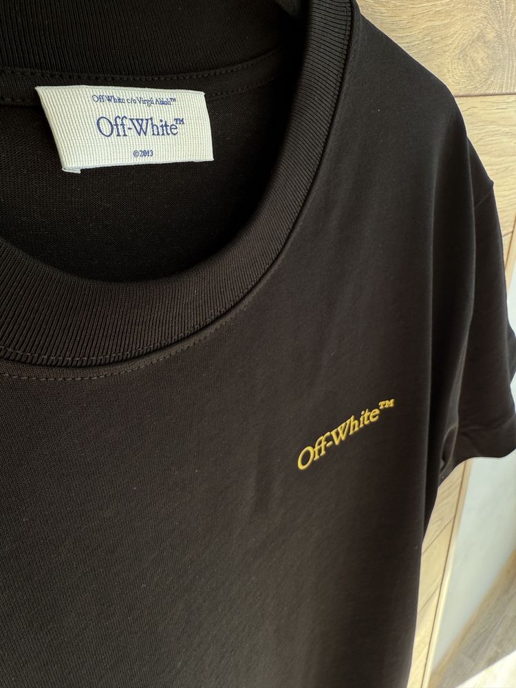 Продам футболку Off white оригинал