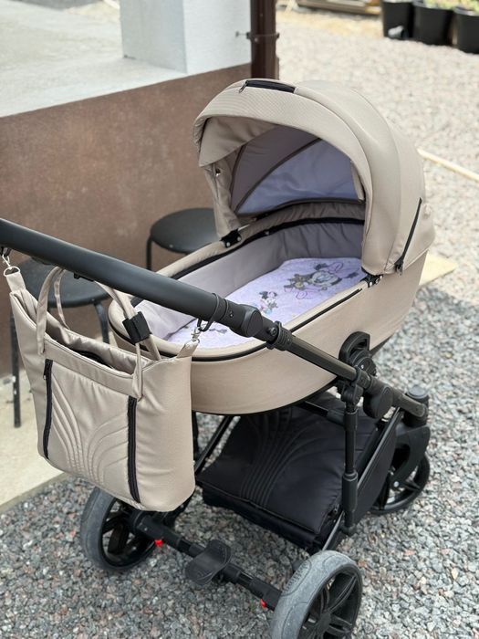 Продам коляску 2 в 1 в ідеальному стані