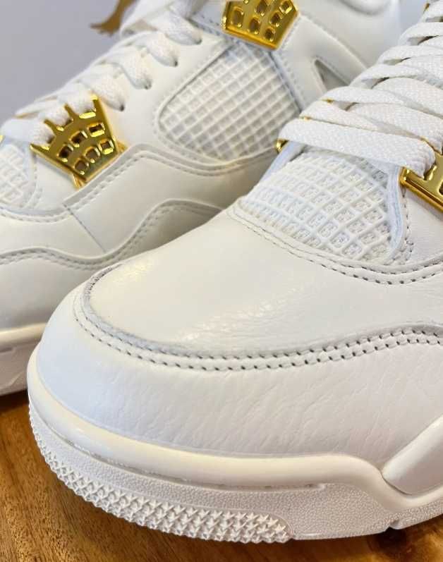 Jordan 4 Retro Metallic Gold r.45