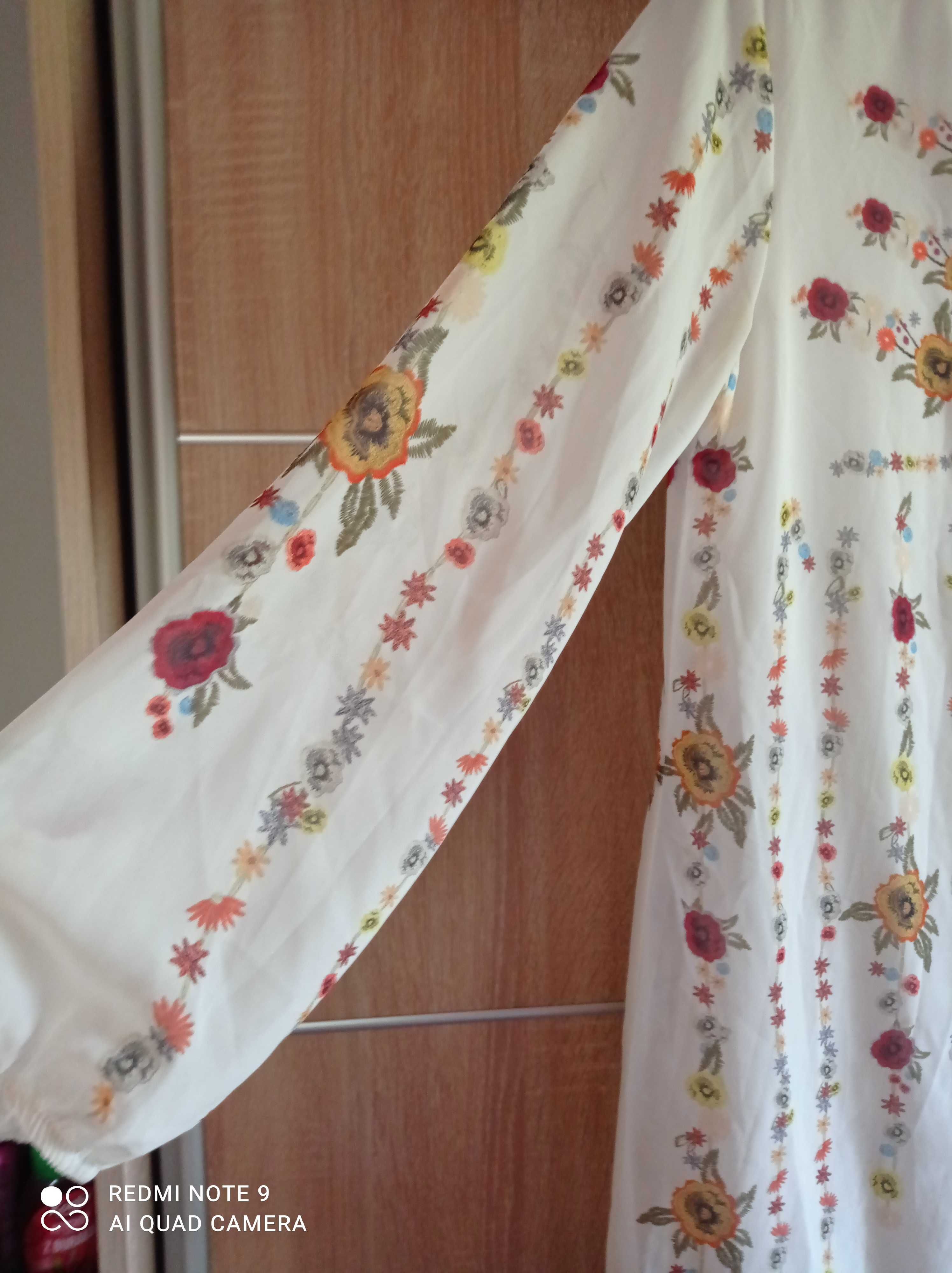 Włoska biała Sukienka tunika w kwiaty