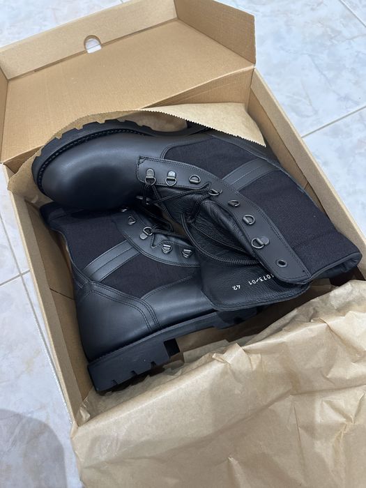 Botas militares novas