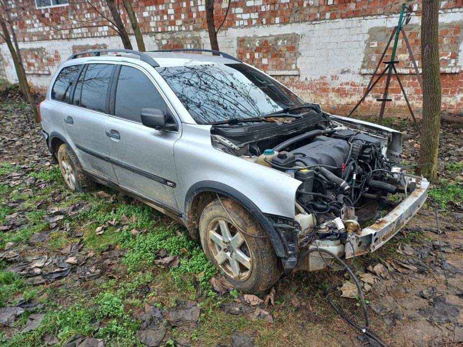 Продам Volvo xc 90.
