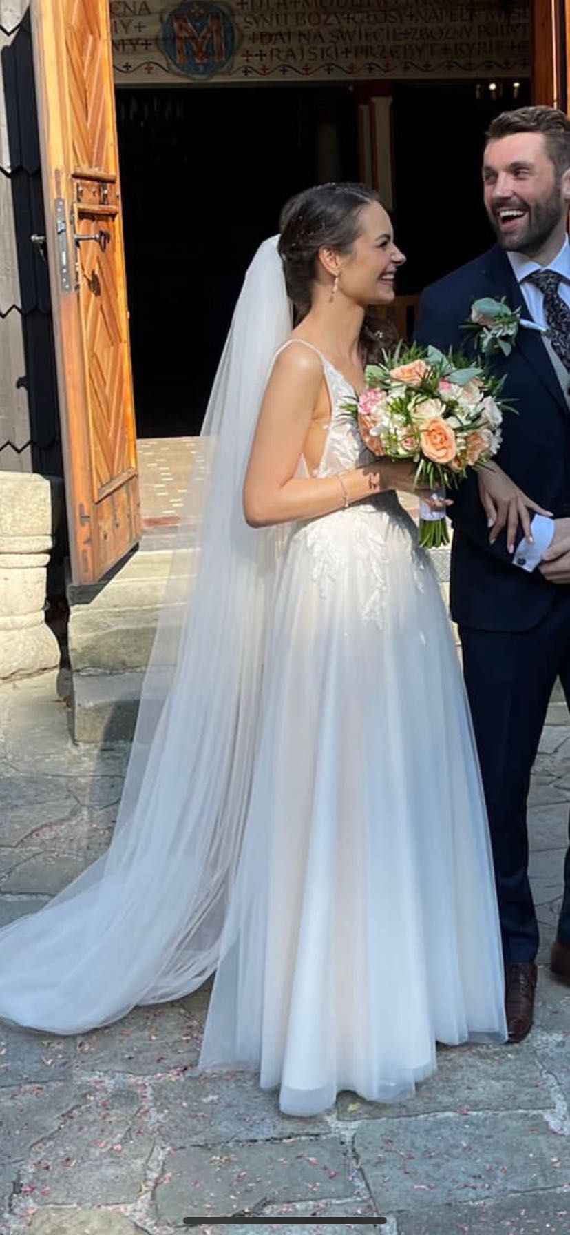 Suknia ślubna rozmiar 36 Herm’s Bridal model Emmel kolor ivory welon