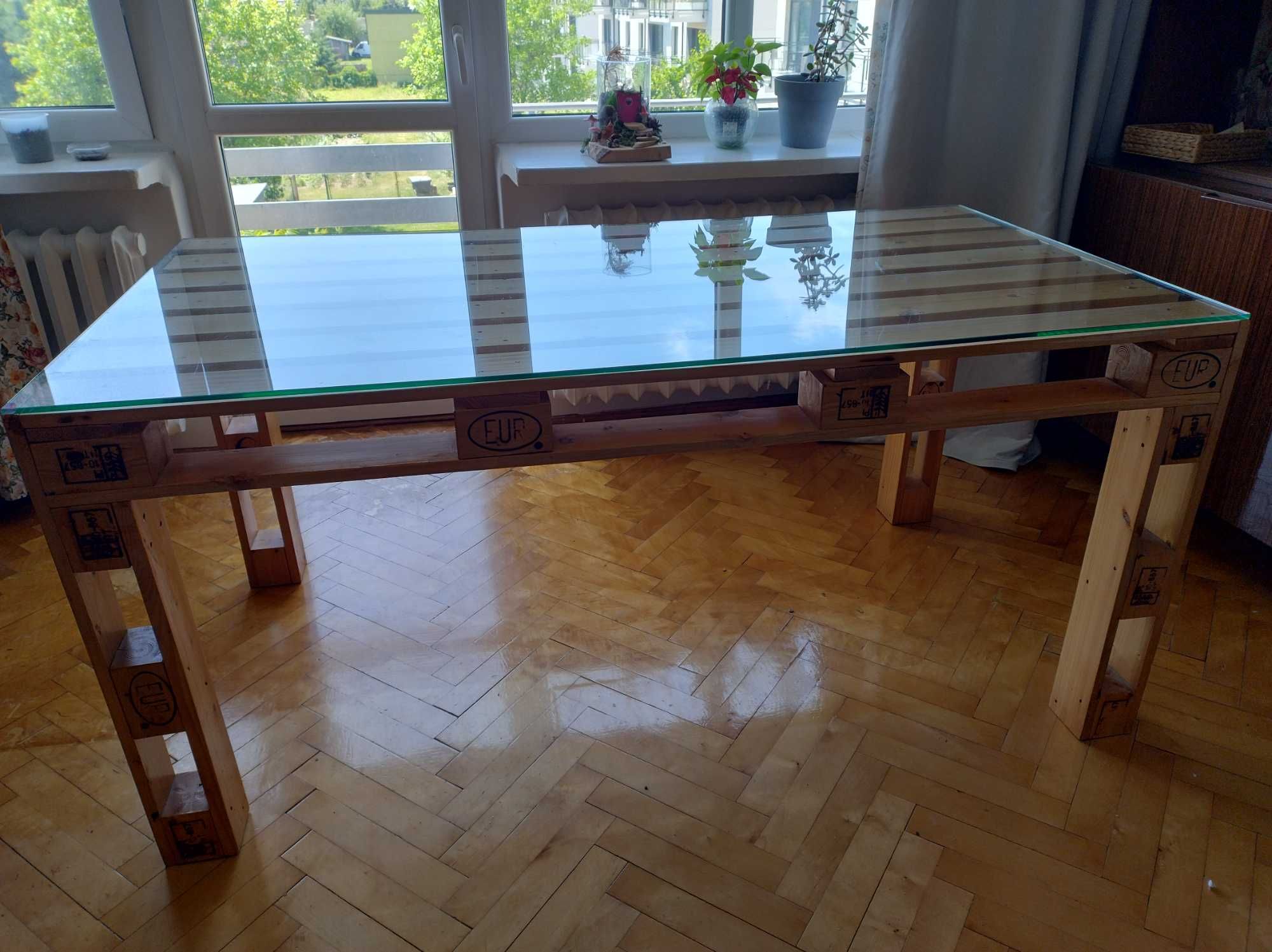 Stół wzorowany na paletach 170x90