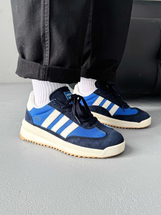 Мужские кроссовки Adidas SL 72 RTN Black/Blue/White. 40-45