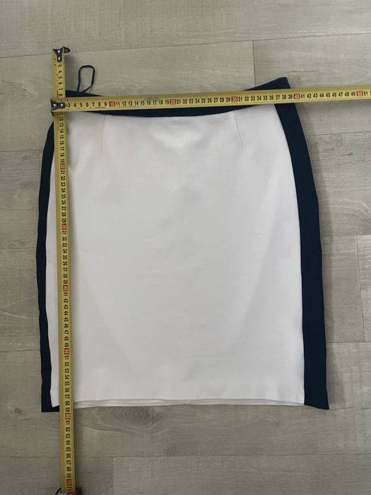 Mango Suit біла спідниця олівець міні з віскоза юбка