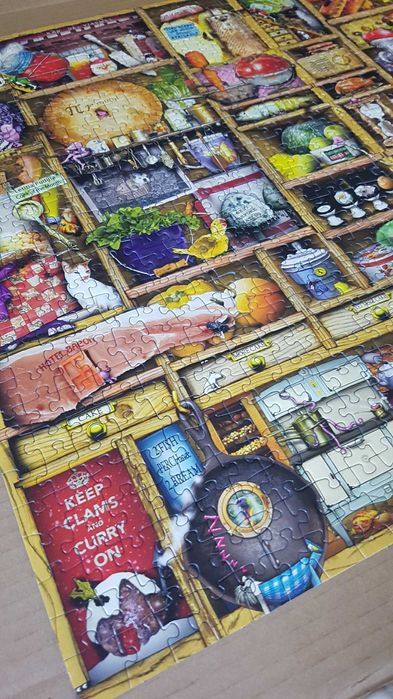 Пазл 1000 Ravensburger - The Kitchen Cupboard Кухонна шафа