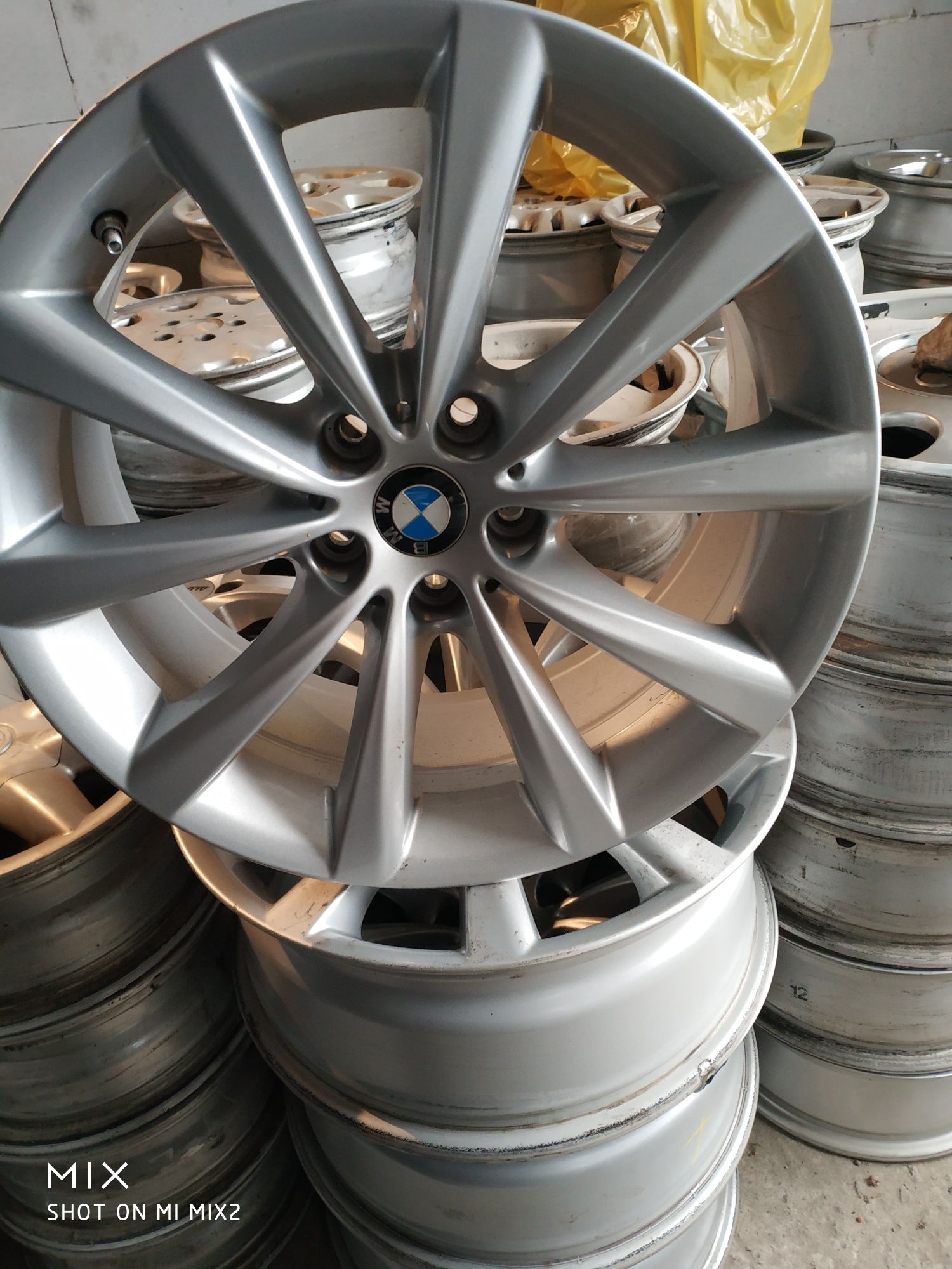 Felgi BMW 18 BMW 3,5,7, GT X3, X5 X4 5x112 et30 8J r18