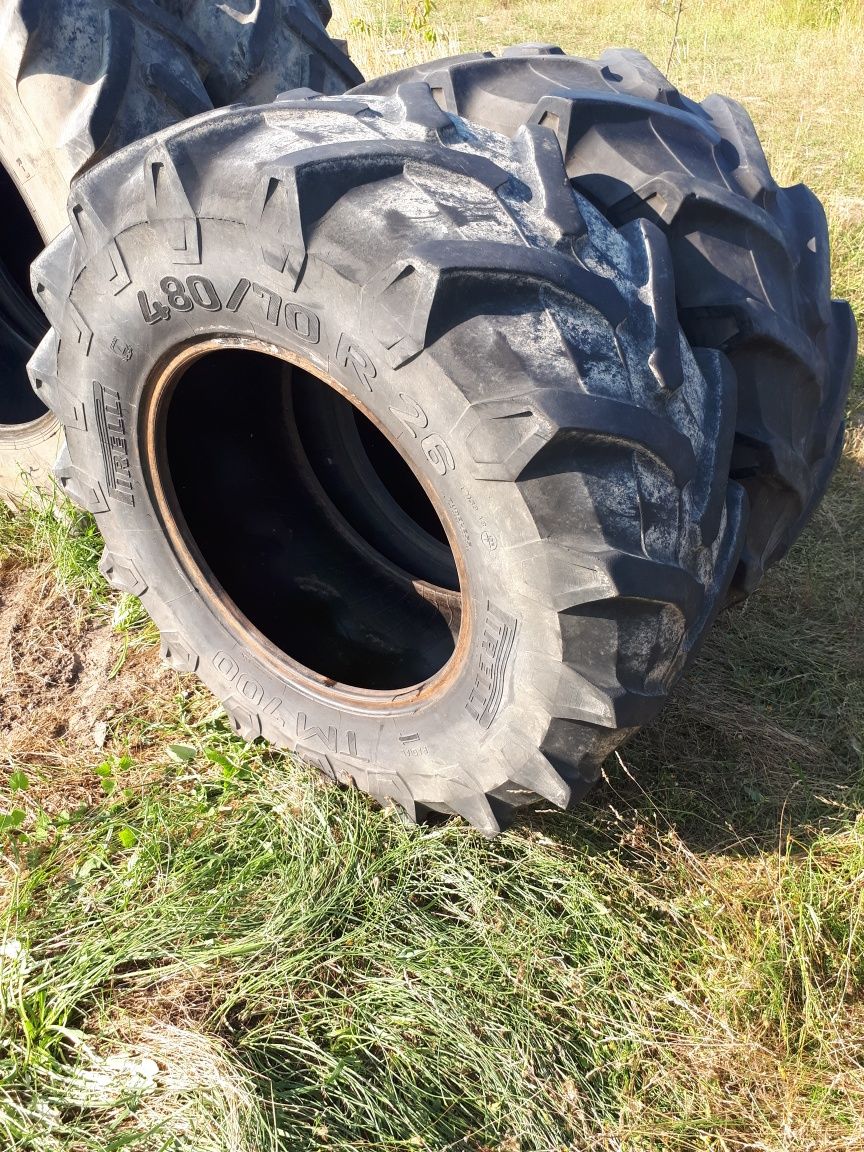Wzmocniona opona 480/70 R - 26 (18.4 16.9) Trelleborg Pirelli TM 700