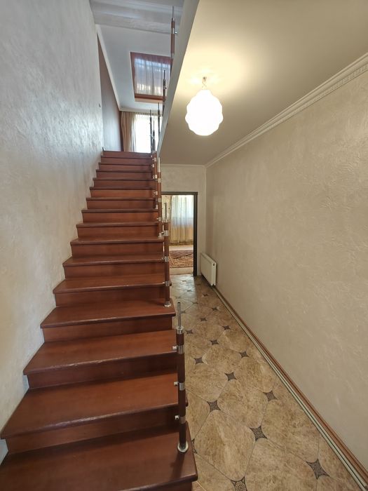 Продаж котеджу. Поряд ТРЦ Подоляни