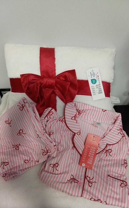 Piżama damska kokardki długi rękaw rozmiar S kolekcja świąteczna Pepco