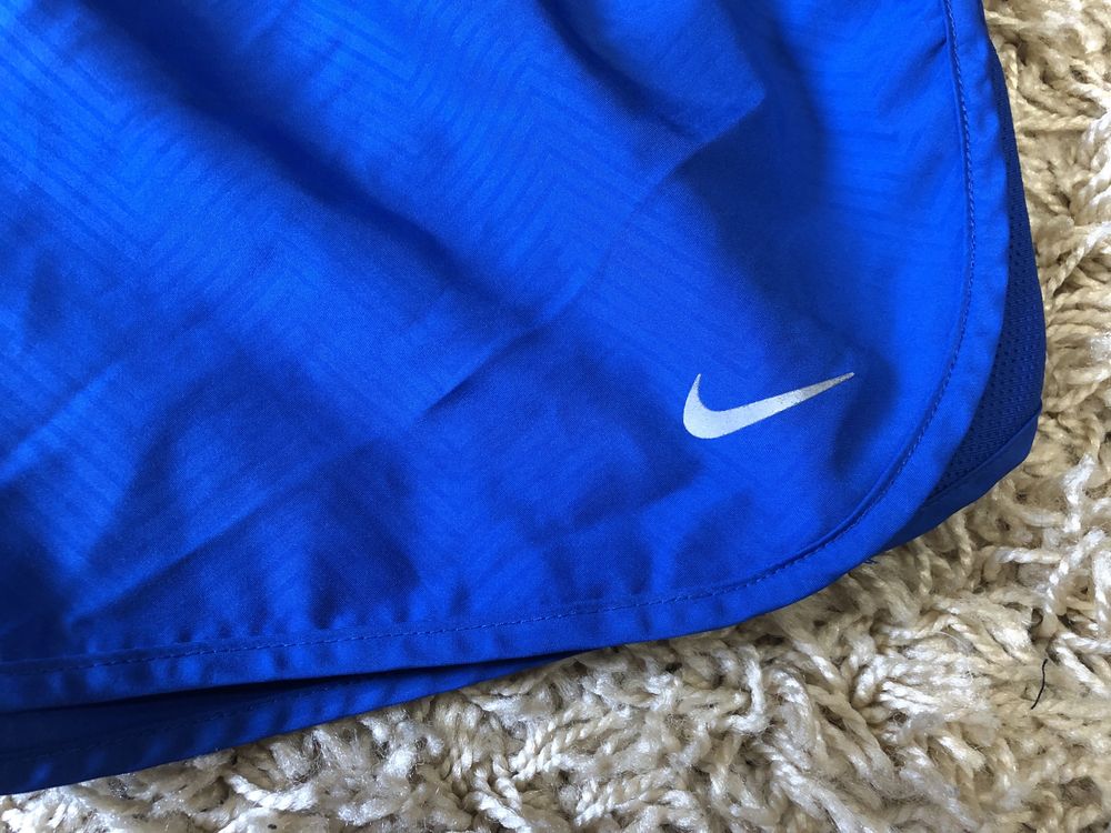 Новые женские шорты Nike dri fit m оригинал