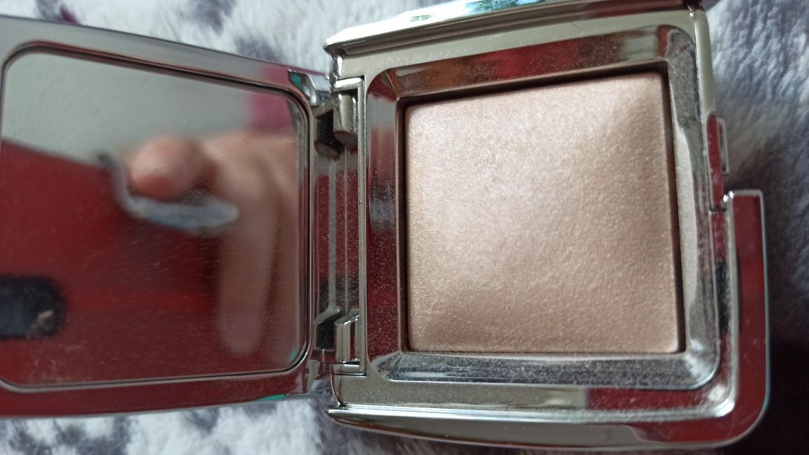 Hourglass Incandescent Strobe Light