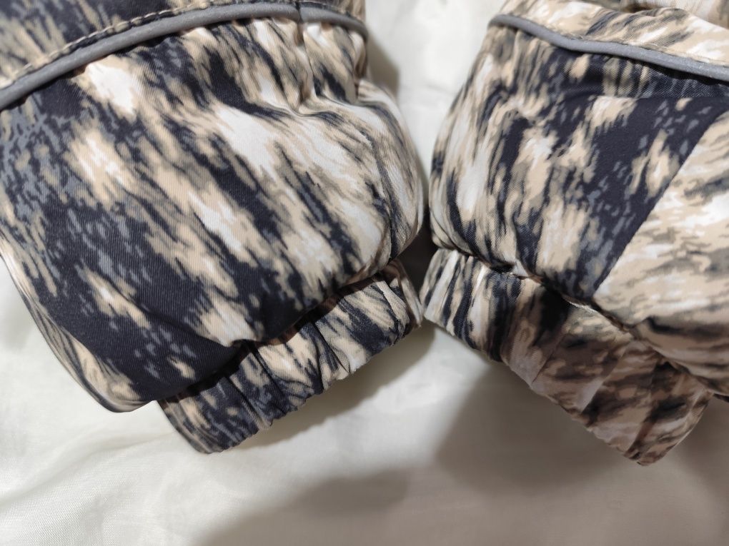 Акция 600 грн. Продам куртку LENNE на девочку 140+6