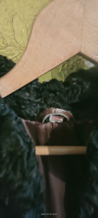 Futro z karakuł 50 L/XL