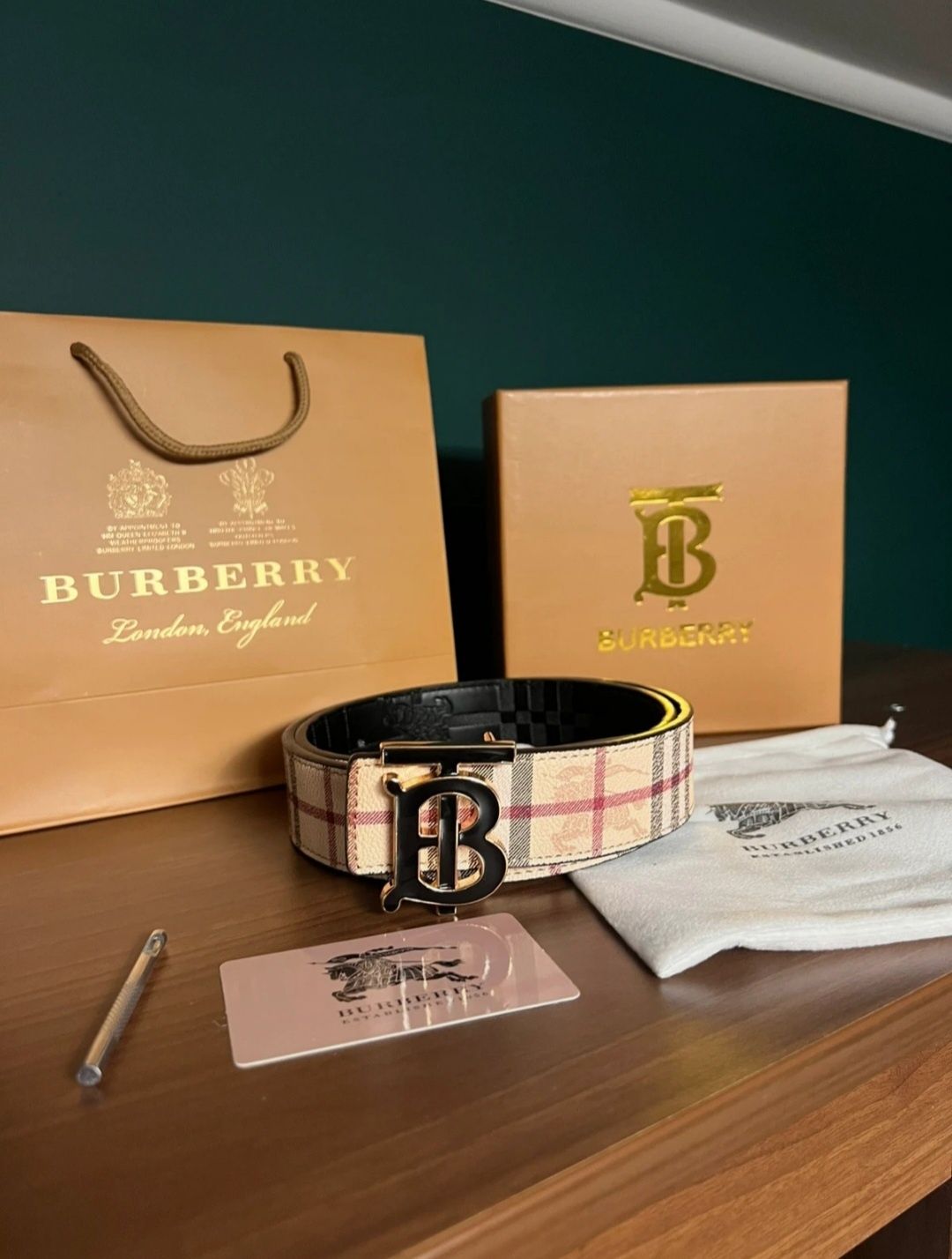 Pasek Burberry (dwustronny)