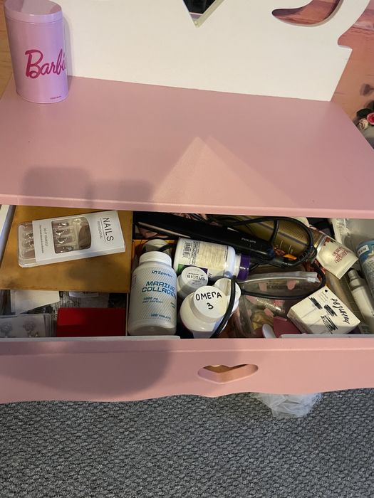 Туалетний столик рожевий