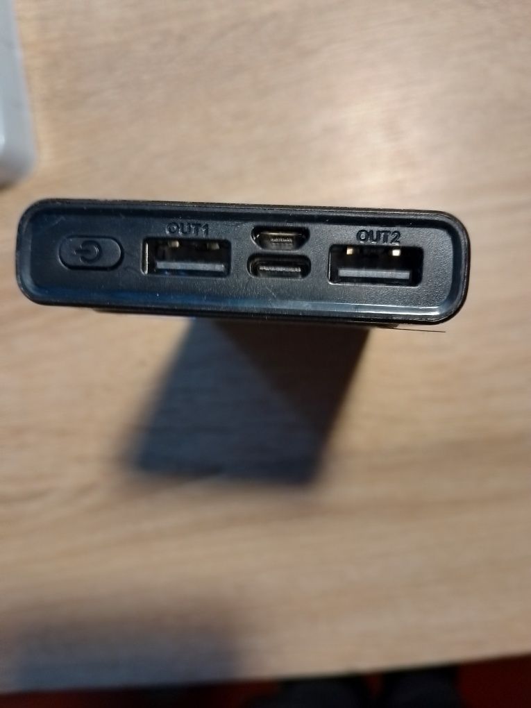 Продам Power Bank 200000 mAh 120 W.