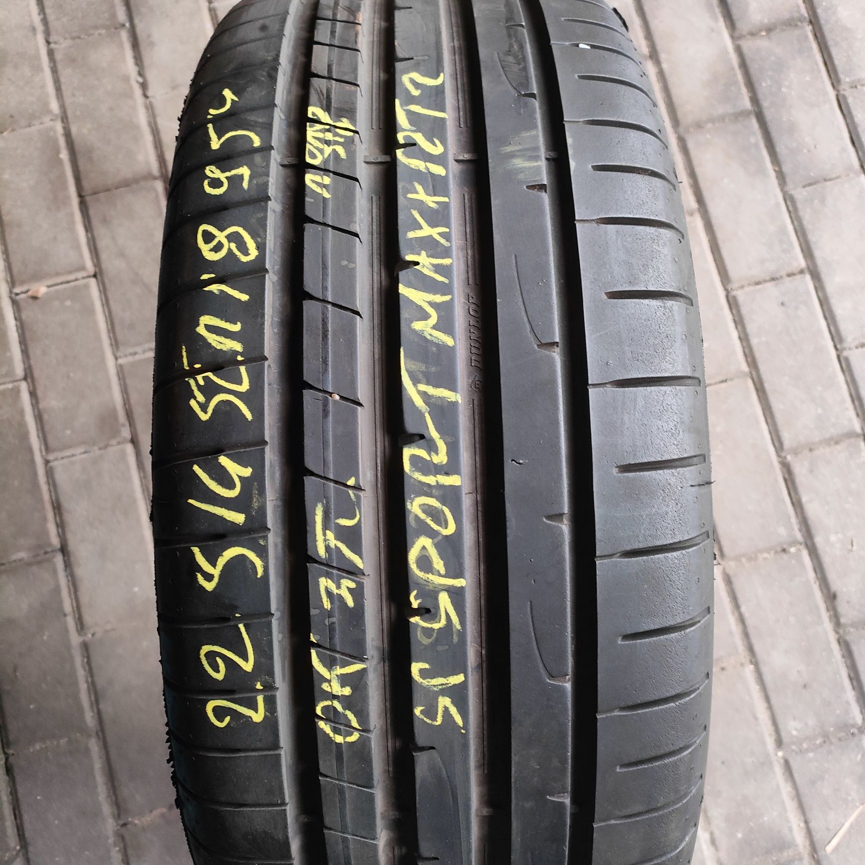 1x Dunlop SP Sport Maxx RT2 225/45R18 95Y 1 sztuka letnia