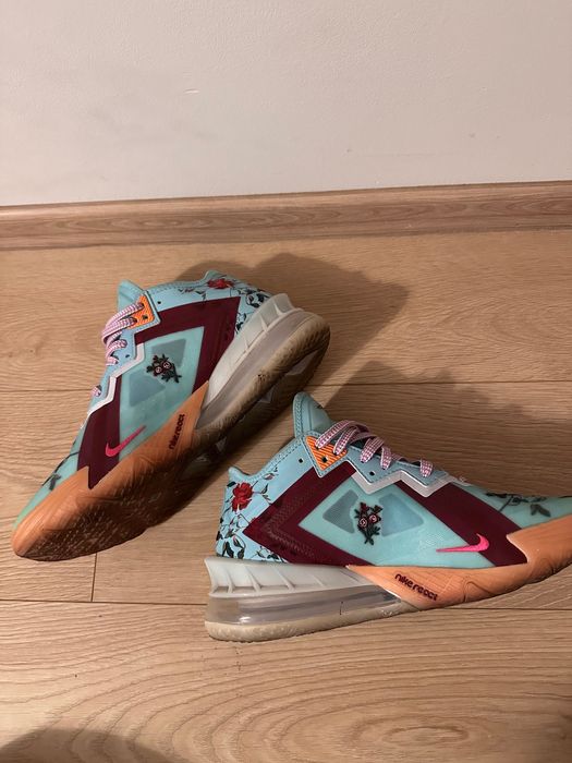 Nike Lebron XVIII Low r. 43 floral turkusowe, r. 43