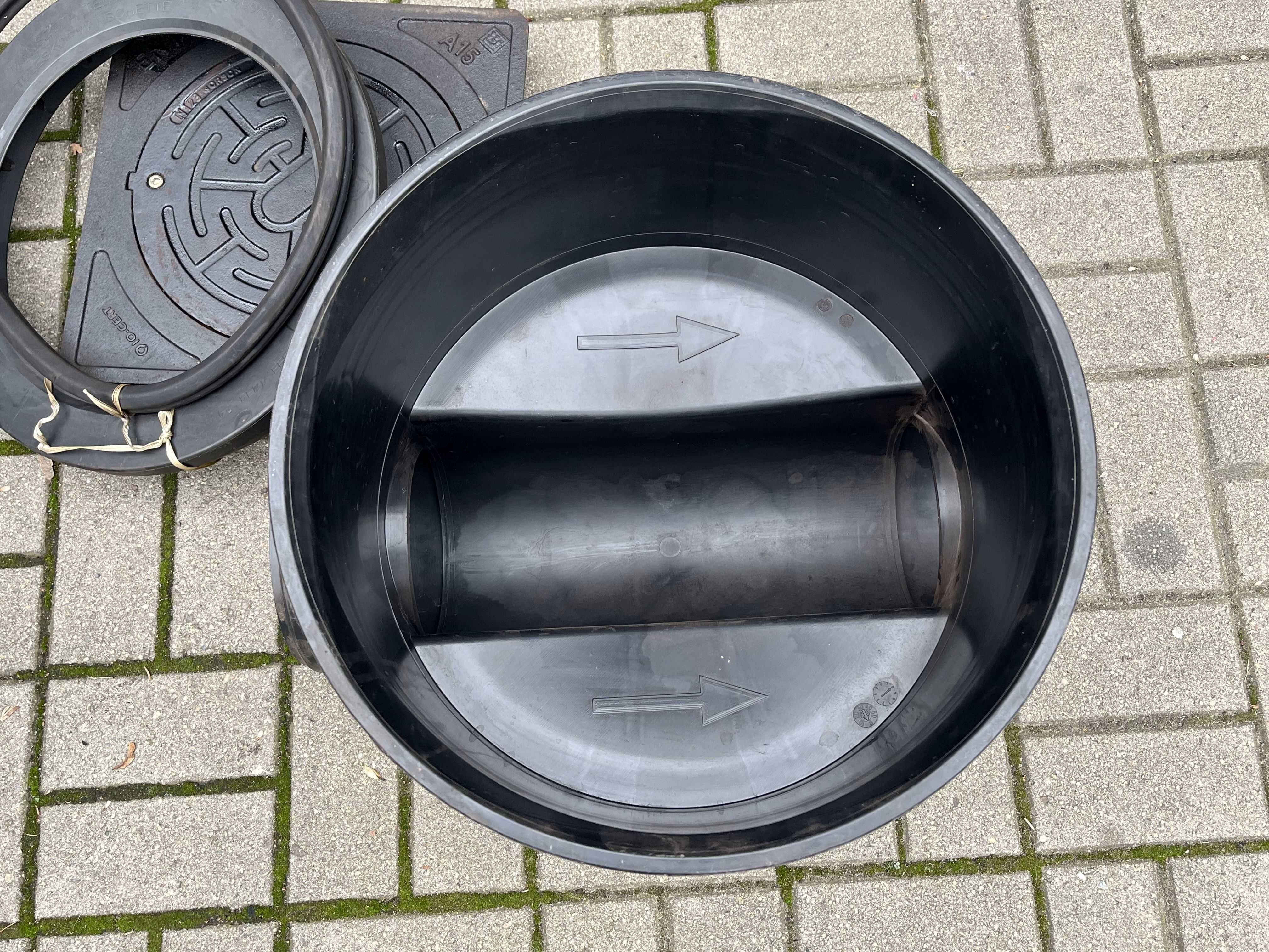 kineta PP 400x160 przelotowa Wavin właz żeliwny uszczelka manszetowa