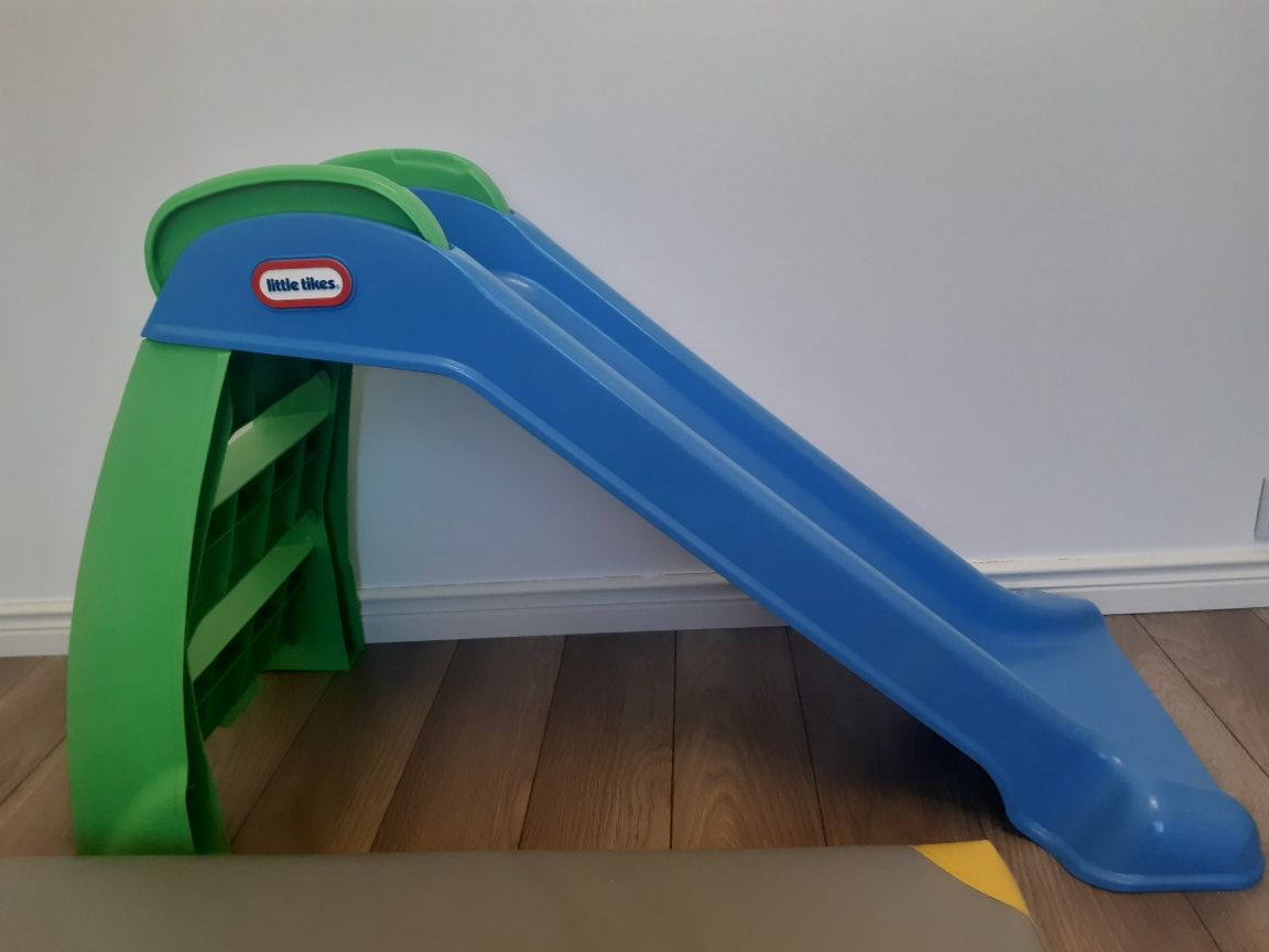 Zjeżdżalnia Little Tikes dla najmłodszych