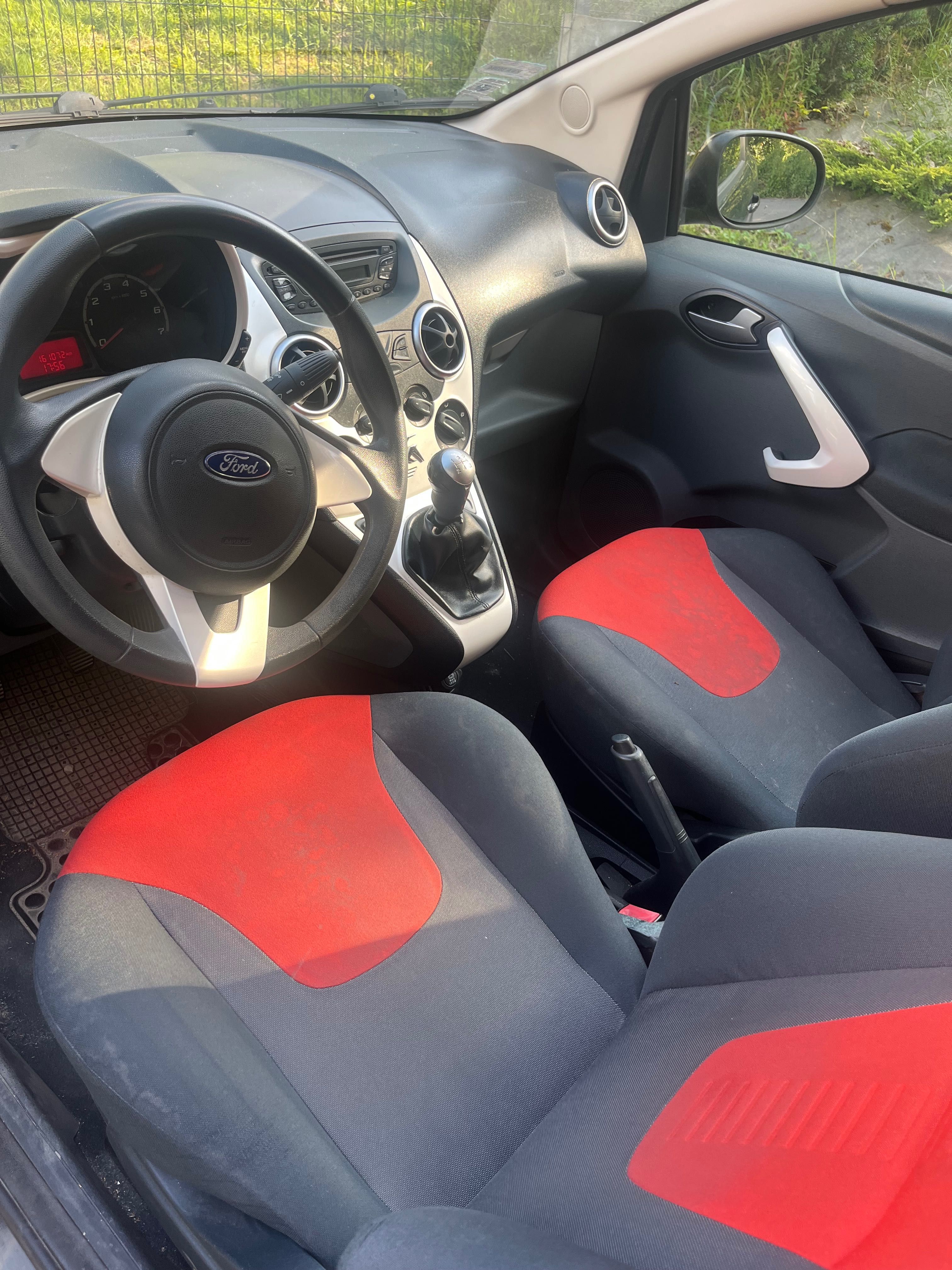 Samochód Ford KA