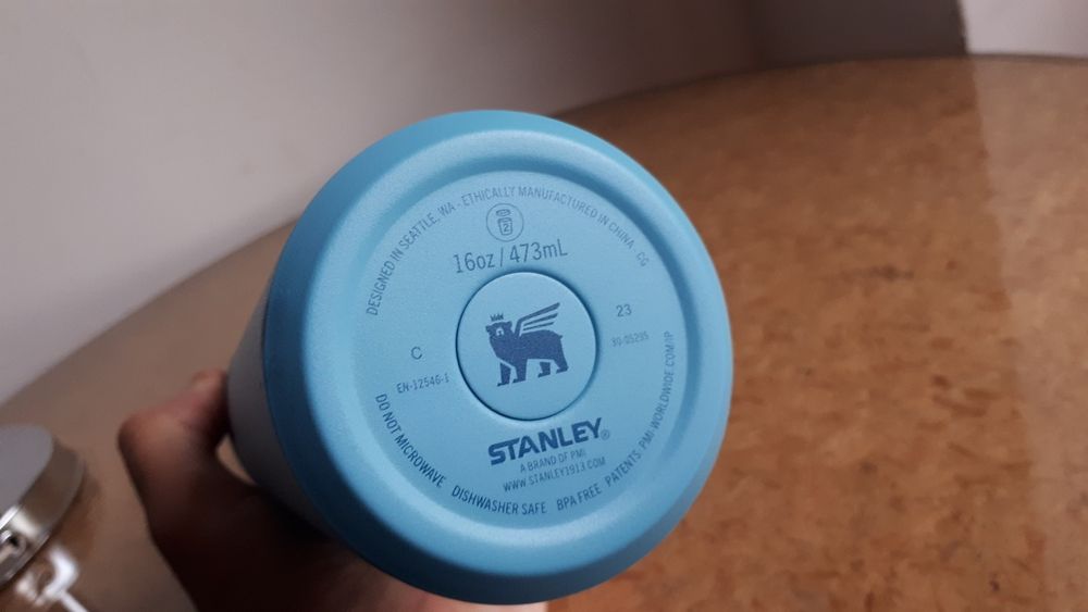 Garrafa de água Stanley Aerolight 473ml (pouco uso)