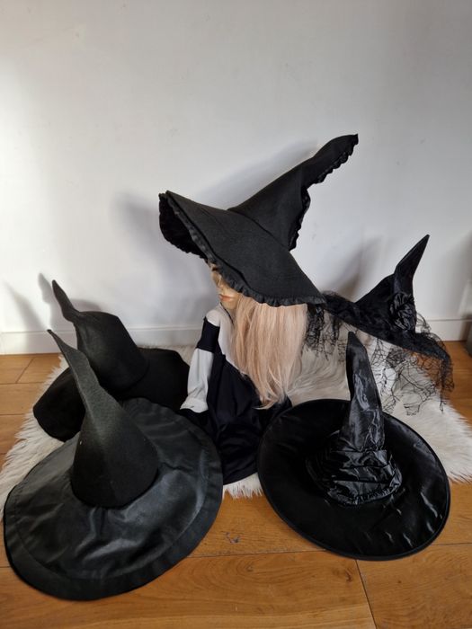 Kapelusz czarownicy Basic na Halloween z woalka