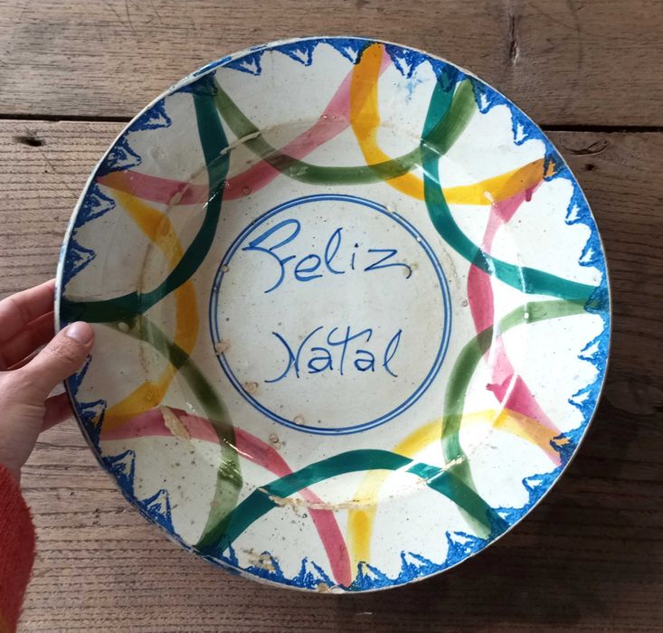 Antigo prato grande Feliz Natal em faiança Portuguesa 32 cm séc XIX/XX