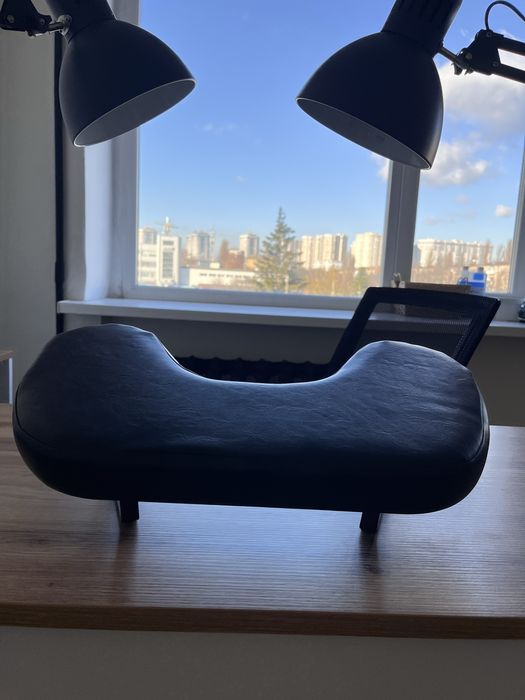 Підставка для манікюру рук підлокітник манікюрна