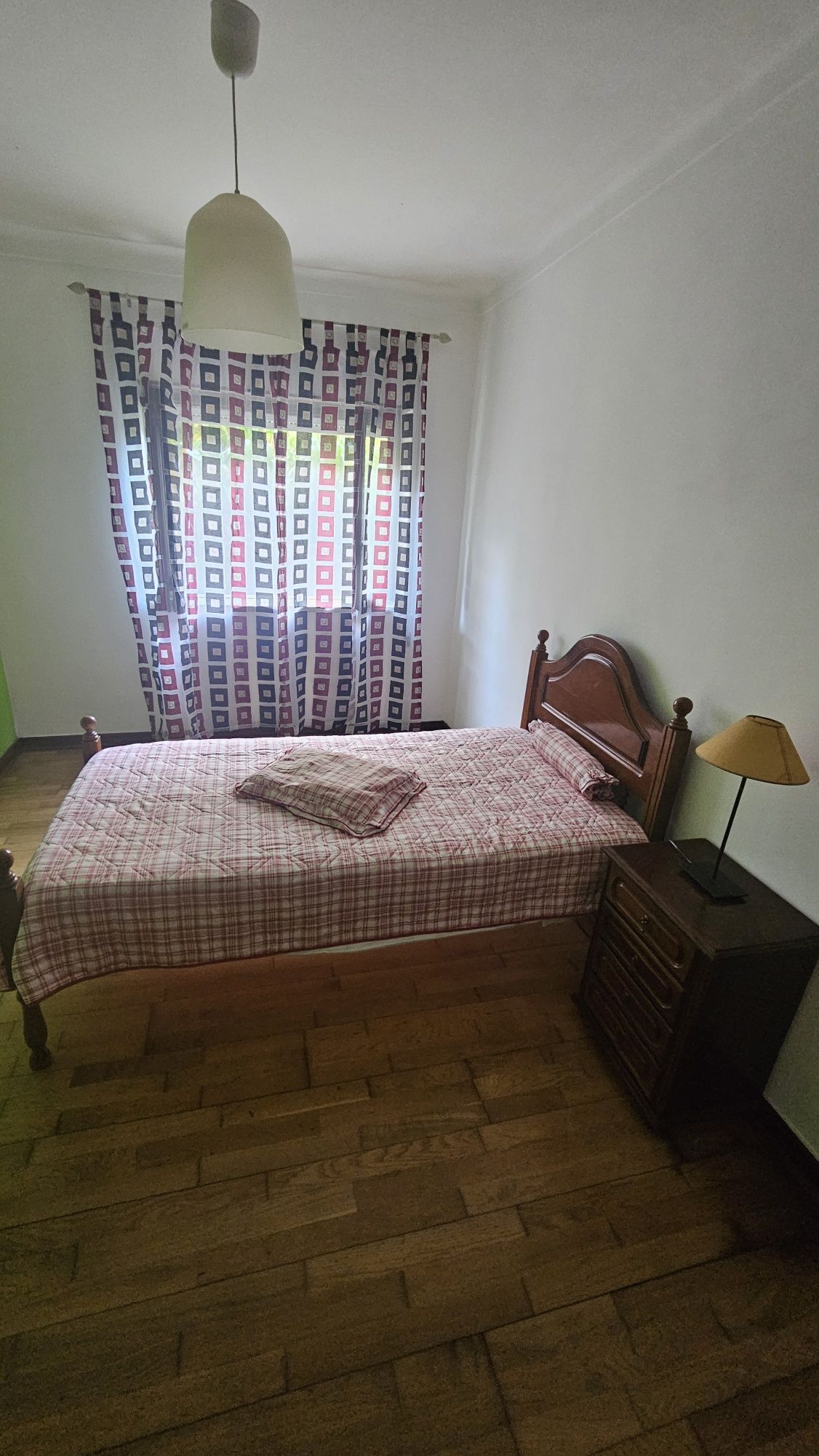Quarto para arrendamento a estudantes