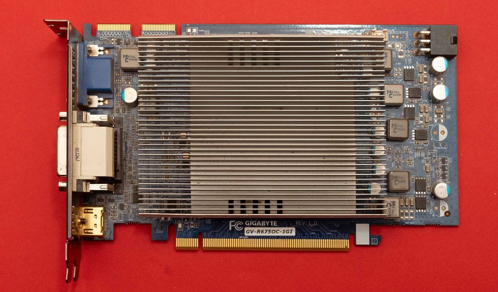 Видеокарта Gigabyte PCI-Ex Radeon HD6750 1024MB GDDR5