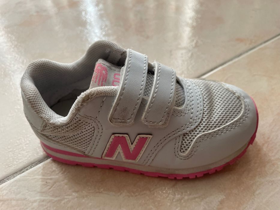 Sapatilhas New Balance Criança TAM: 25