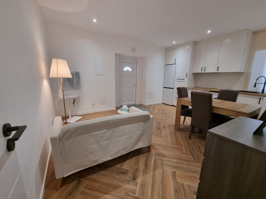 Apartamento T1 - 2 Pessoas - Arrendamento Anual