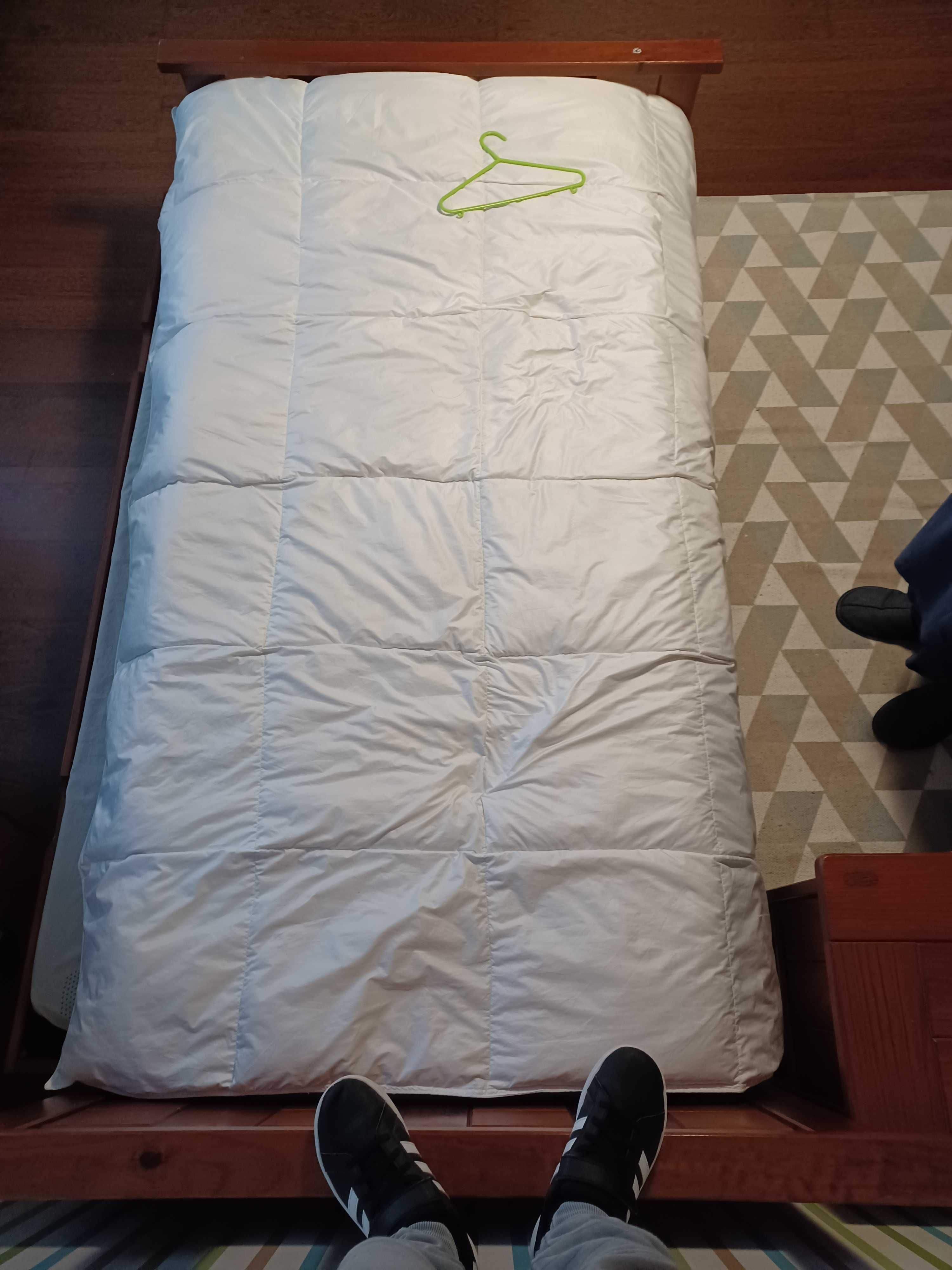 Cama criança c/ cama gaveta . (1,95x1,10). Bom estado.