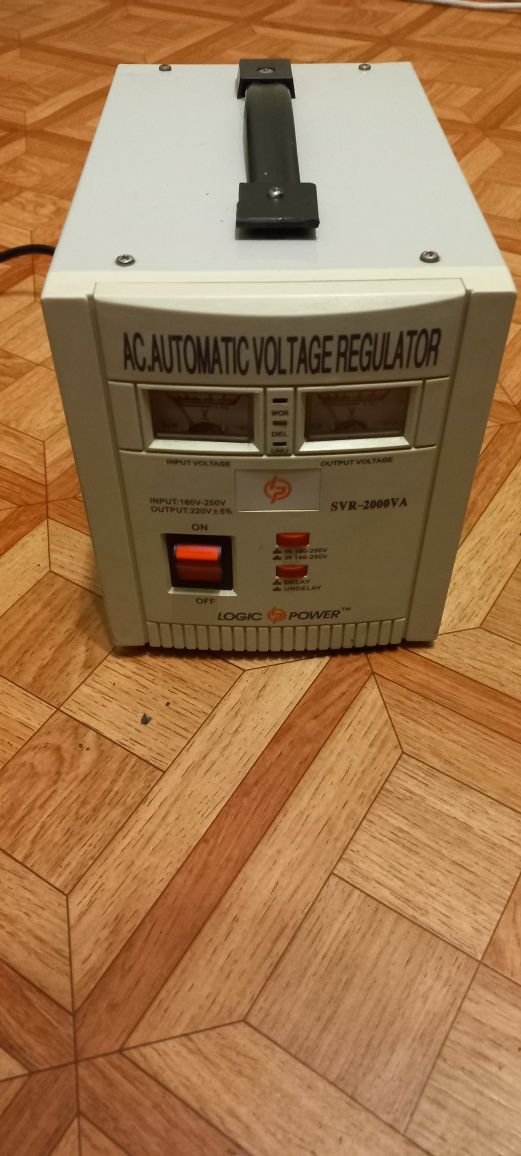 Продам: Стабилизатор 220в