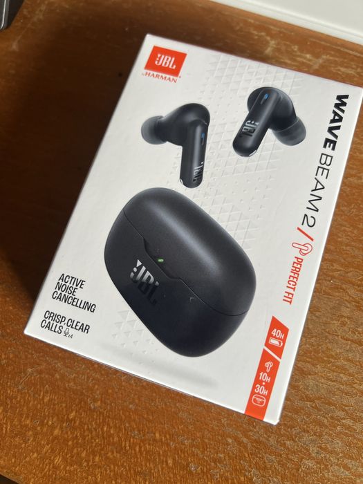 Earphones JBL novos selado.