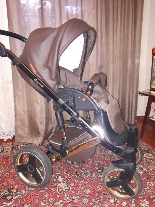 Коляска 2 в 1 Mikrus Onyx