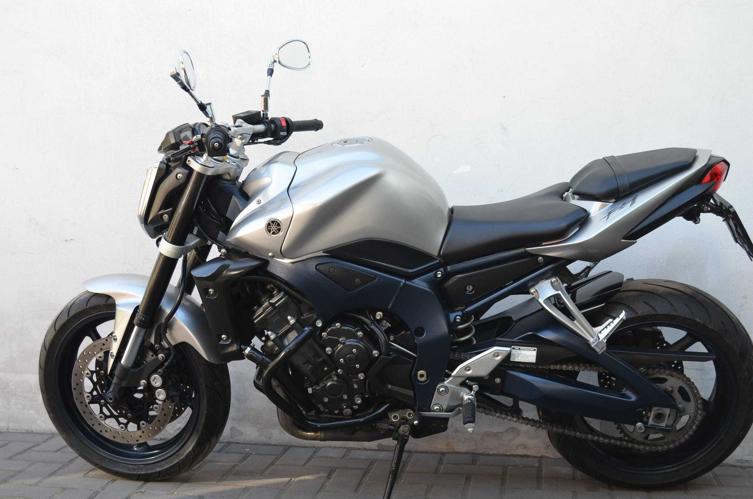 Yamaha FZ1 N fazer 1000 serwis