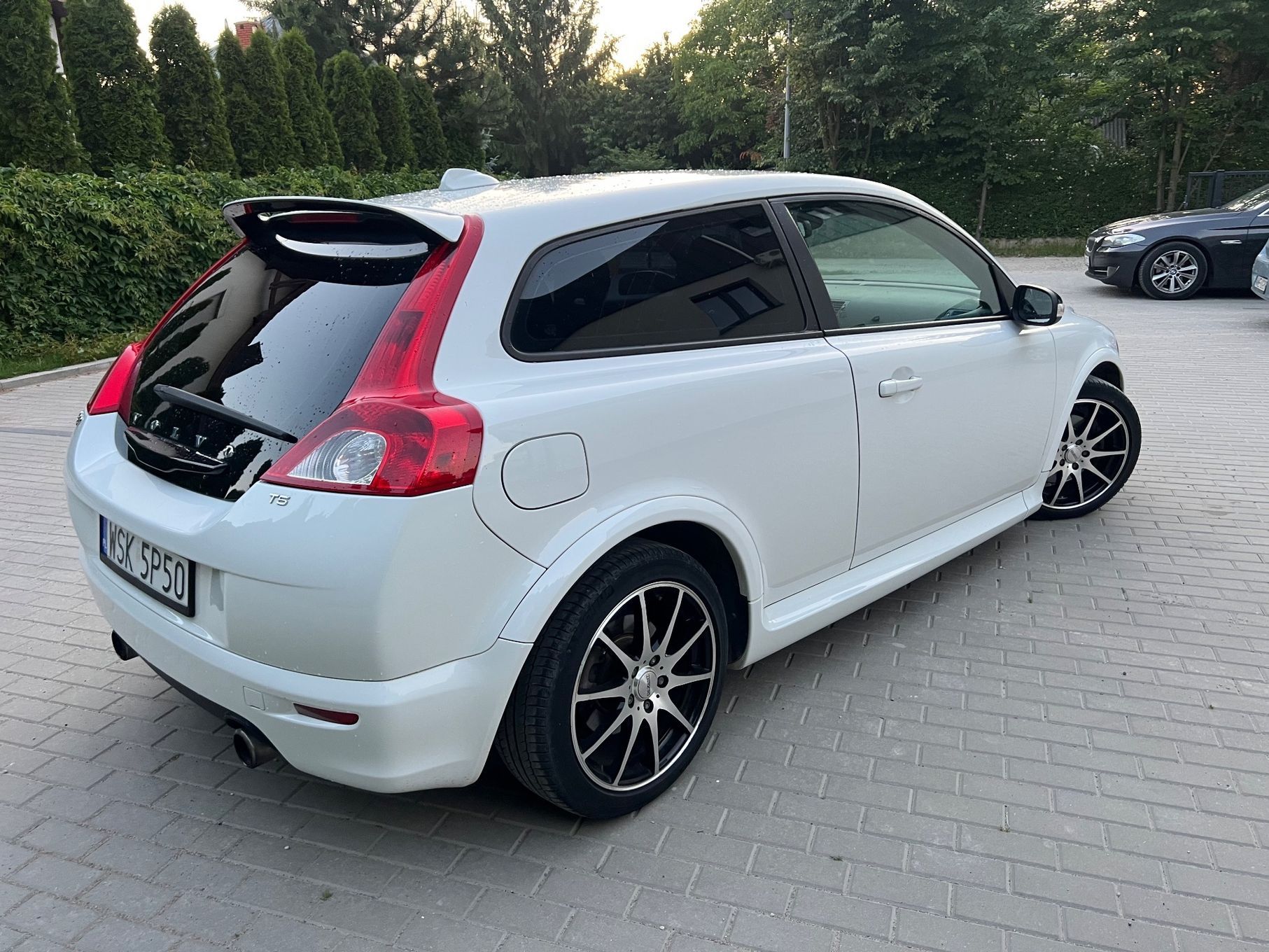 Volvo C30 C30 2.5T T5 R-Design Biała Perła